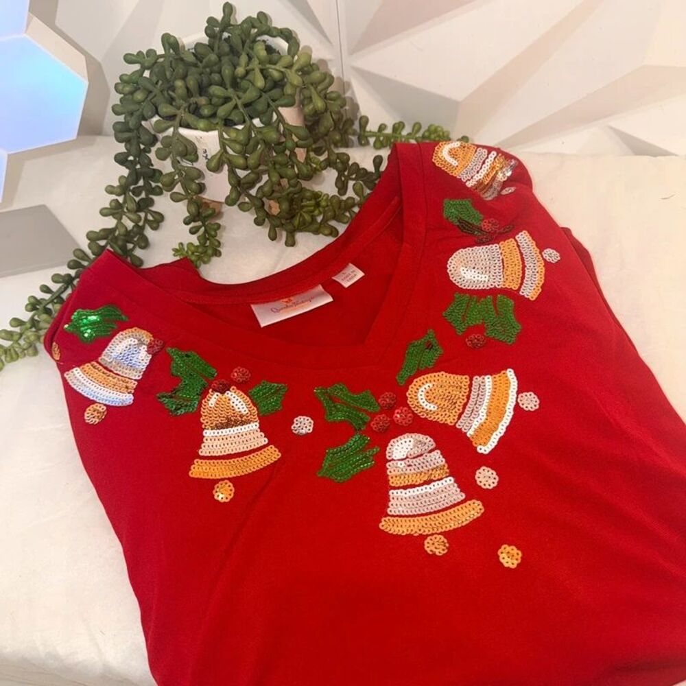 Quacker Factory "Holly Jolly" Sequin Christmas Bells Trapeze Knit Top Size Large